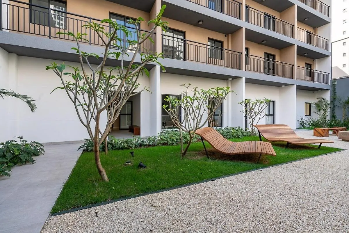 Evergreen Escape - Lindo Ape Na Liberdade Sao Paulo Brazil