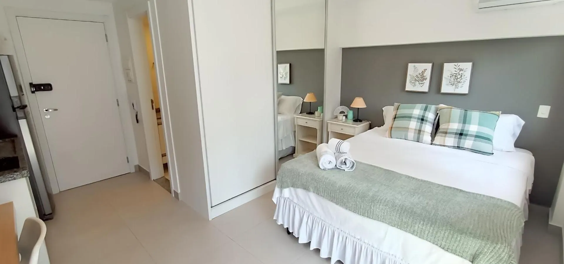 Evergreen Escape - Lindo Ape Na Liberdade Sao Paulo